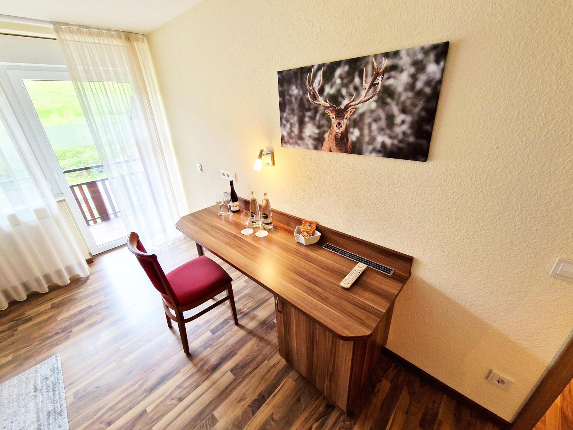 Landgasthof Rebstock Ottenhofen im Schwarzwald Eksteriør bilde